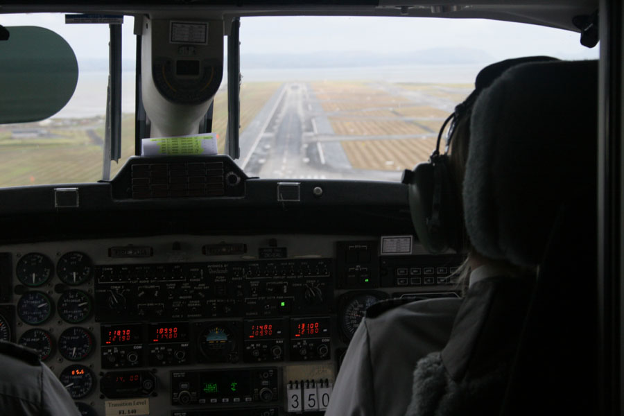 Landing at Auckland Airport